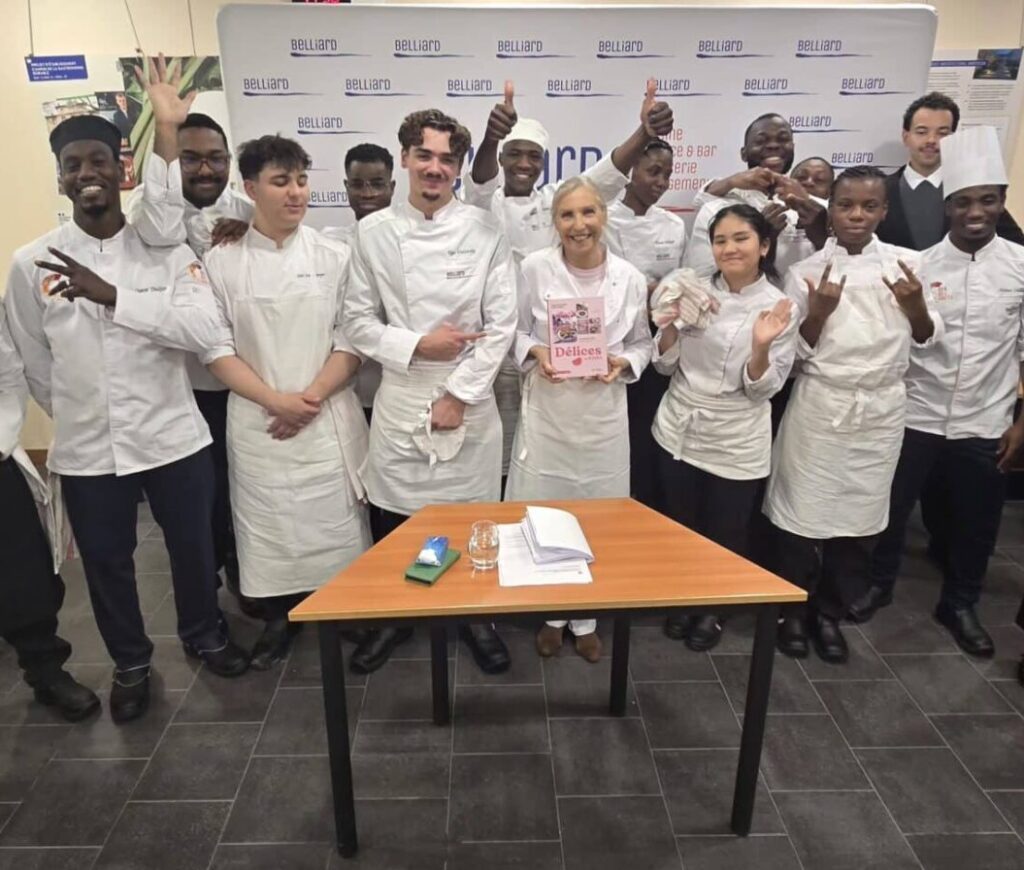 Le Campus Belliard voit la vie en rose avec la journaliste culinaire Michèle Villemur. 4 IMG 20251125 WA0227 scaled e1764070255673